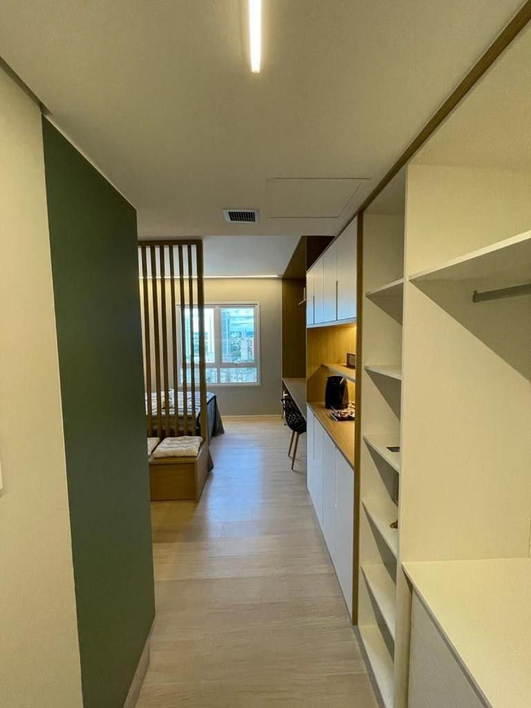 Suite Luxuosa Com Cozinha Blend Smart 1356 Goiania Exterior photo